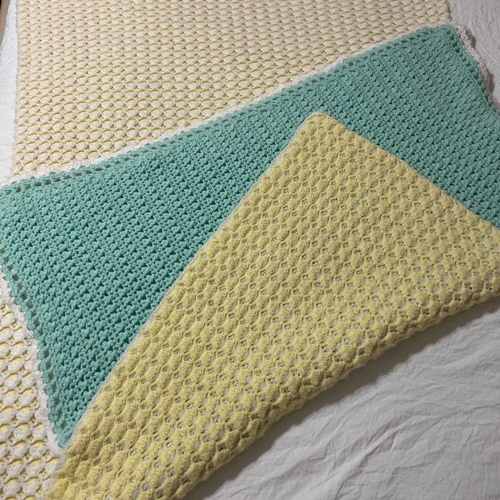 2 vintage crotchet baby blankets (mint green & yellow/white)